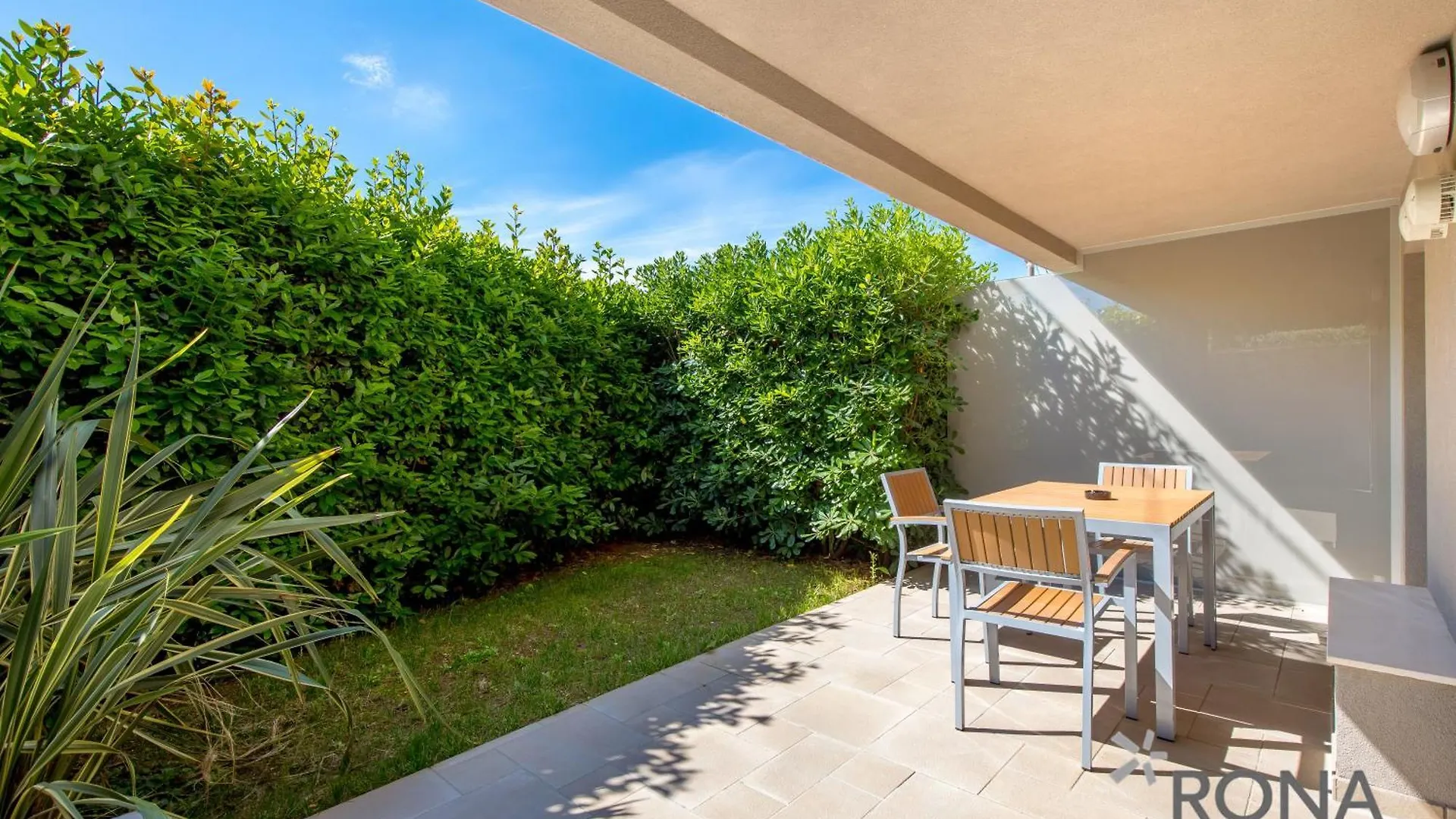 Apartments Rona Erea Ičići
